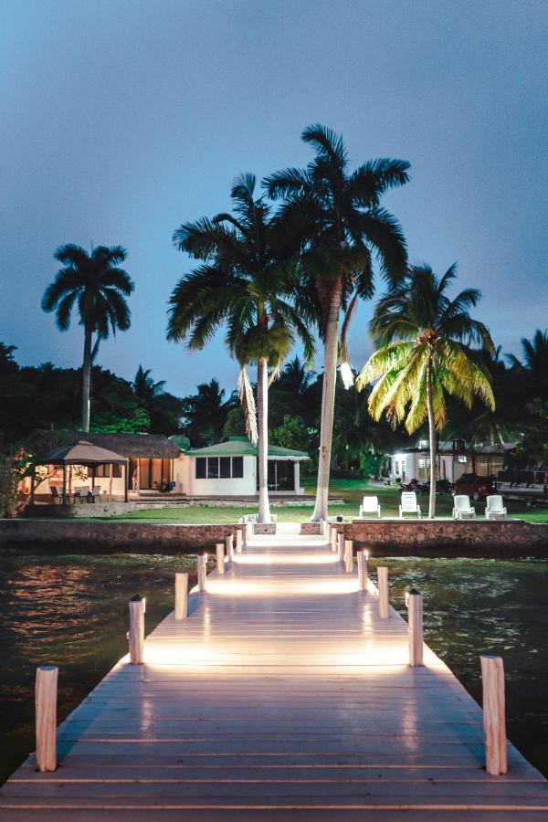 Royal Palm Bacalar Cabanas & Lagoon Club Eksteriør billede